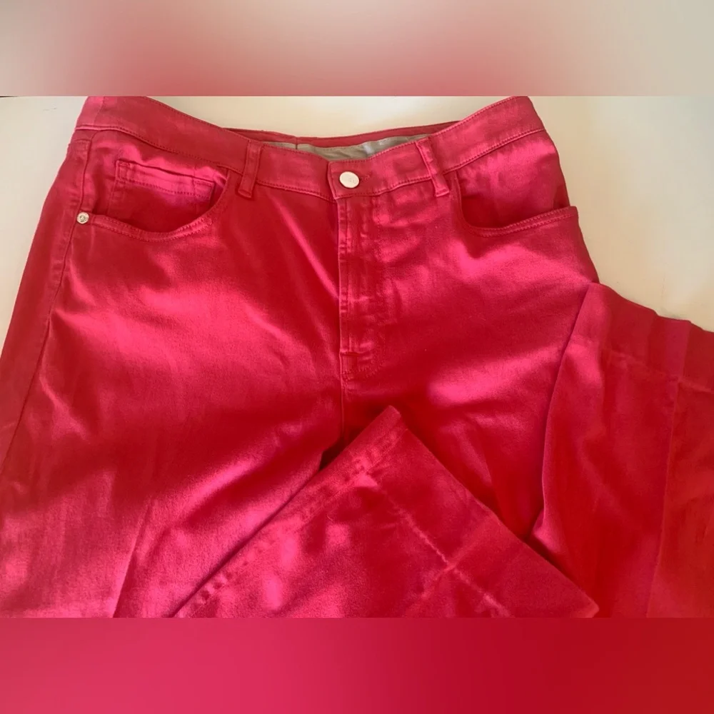 Armani Collezioni Rose Colored Jeans - Picture 2 of 9